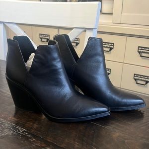 Vinca Camuto Leather Boots VV-Gigietta 8.5 / M / 39 Black